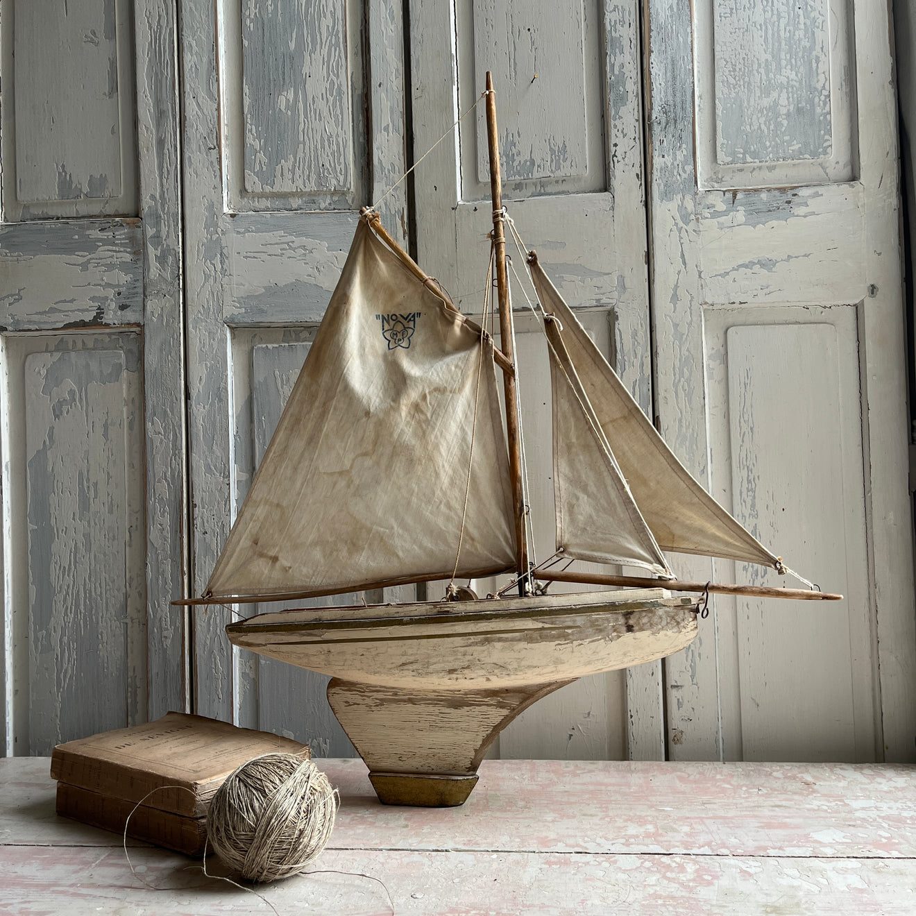 Fabulous Vintage Finds - We sell fabulous French antiques – www