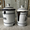 Set of enamel canisters