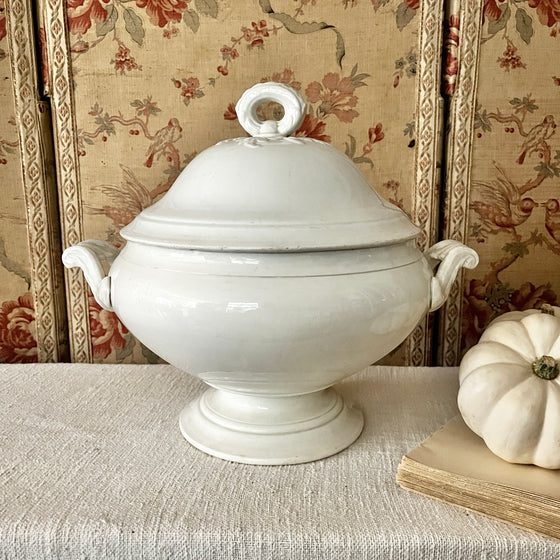 Large French Soupiere with lid