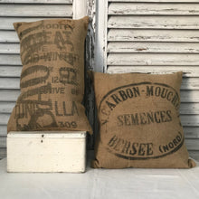  Typographic sack cushions